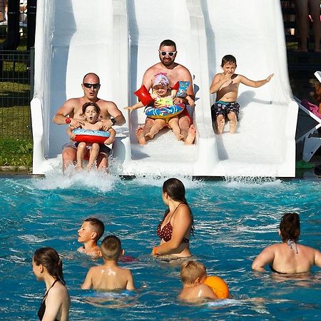 Готель Dom Sportowca Blonie - Mosir Санок Екстер'єр фото